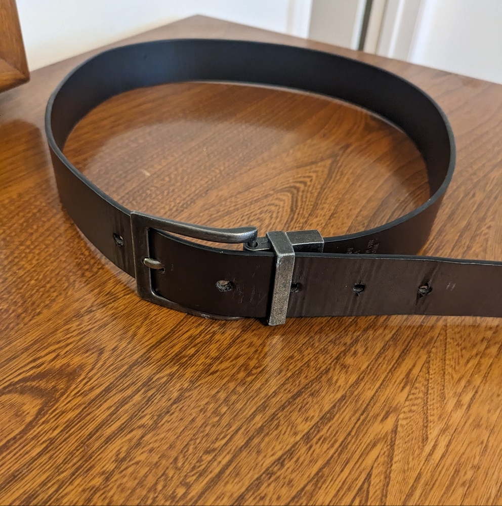 Boys XL belt with brushed steel buckle